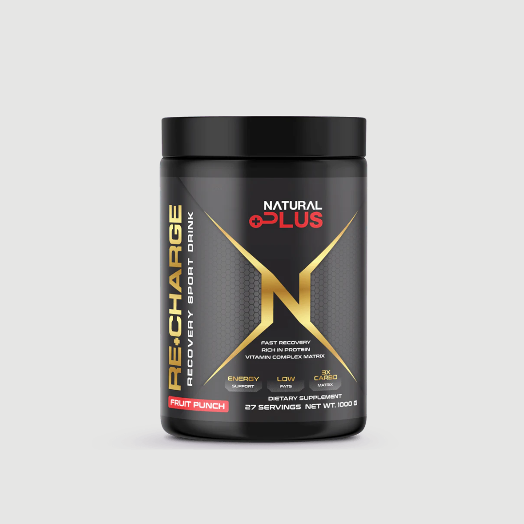 Produse Natural Plus pentru recuperare rapidă post-antrenament, prezentate în ambalaje elegante și informative.